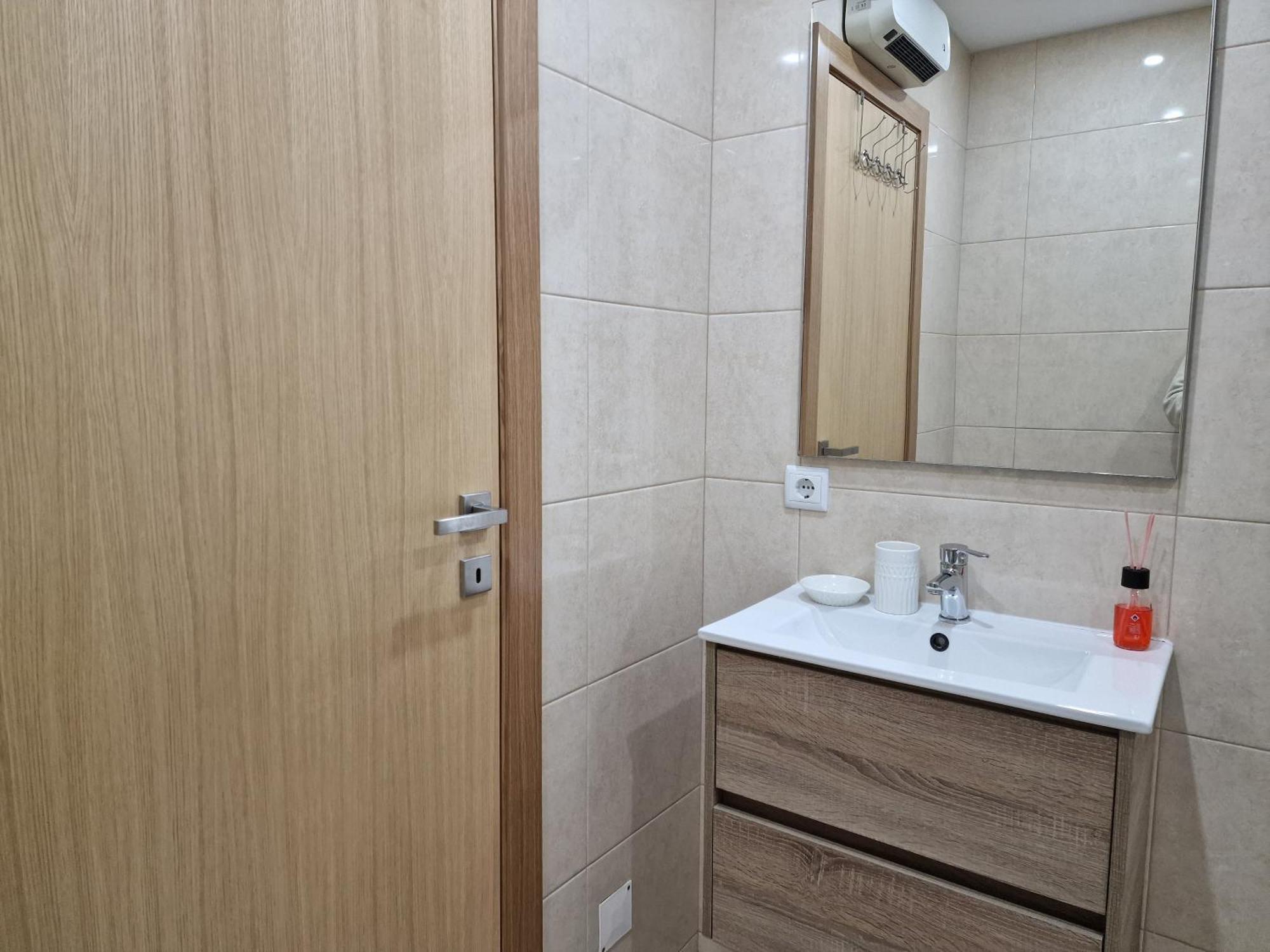 Cozy Apartment With Terrace, Air Cond, Free Parking, By Porto With Love Lda Eksteriør billede