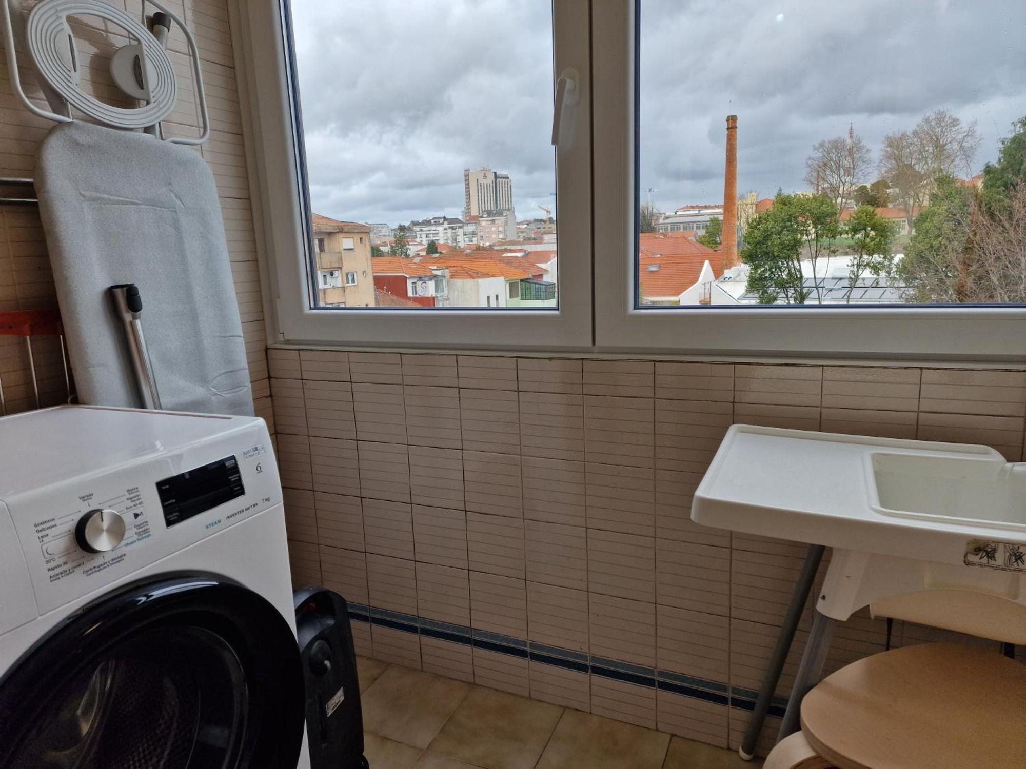 Cozy Apartment With Terrace, Air Cond, Free Parking, By Porto With Love Lda Eksteriør billede